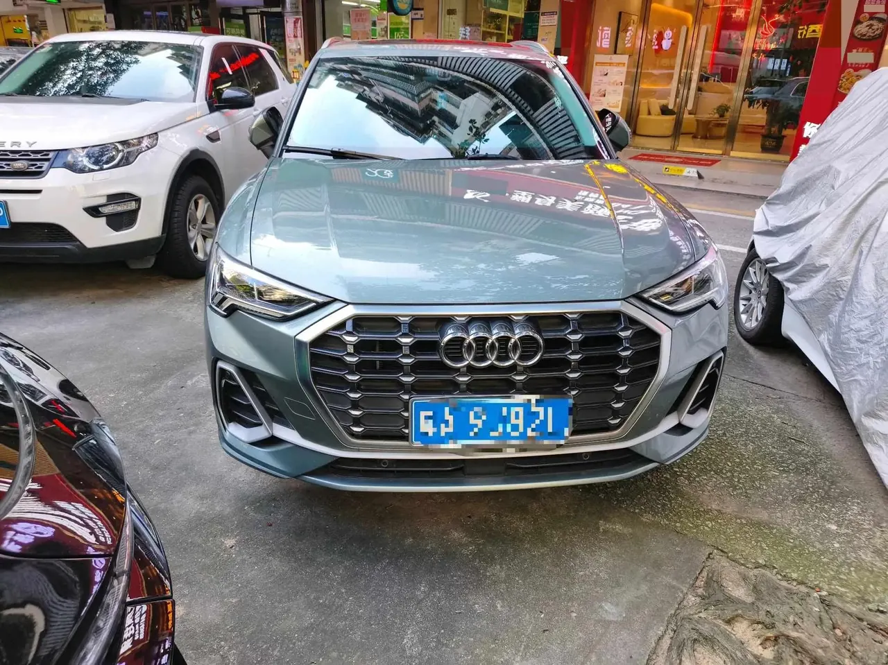 Audi Q3 2021 35 TFSI Enjoys Life Edition 7