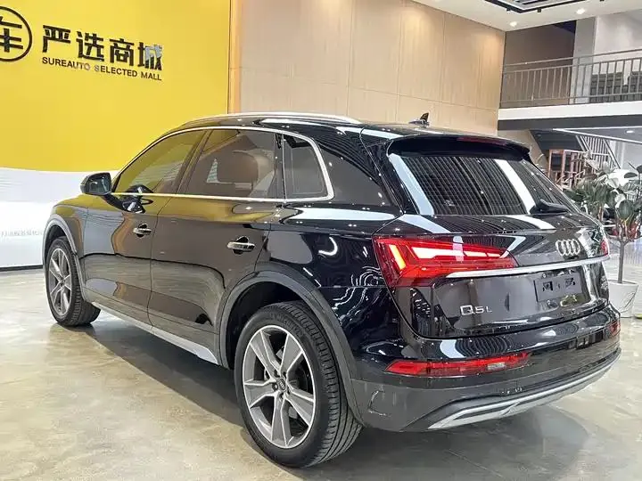 Audi Q5L 2022 40T luxury elegant model 4