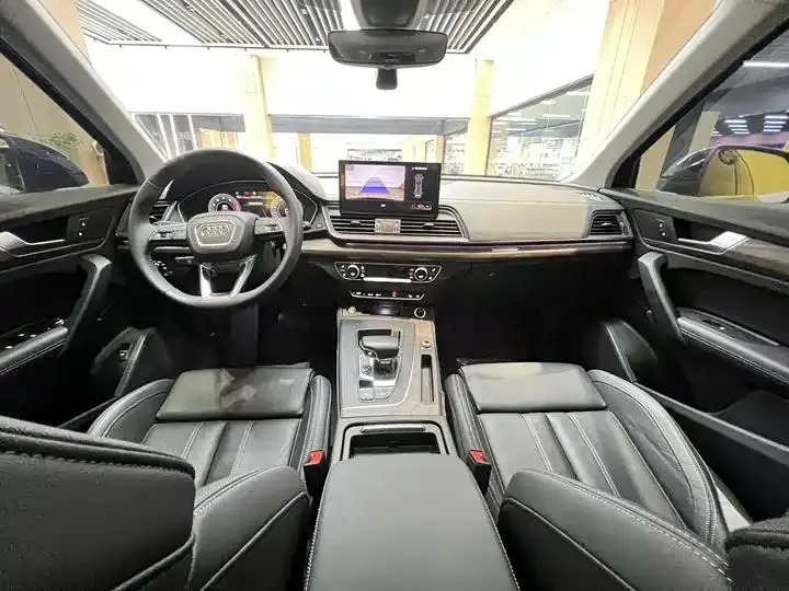 Audi Q5L 2022 40T luxury elegant model 7