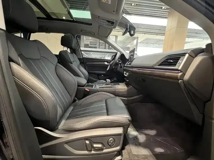 Audi Q5L 2022 40T luxury elegant model 8