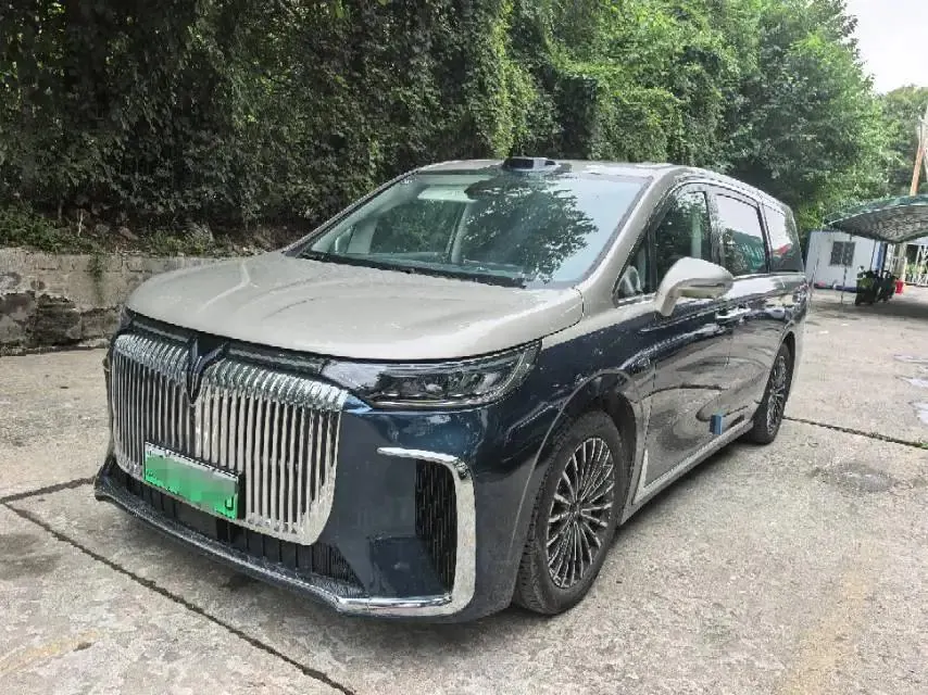 Open image lightbox: Voyah 2026 dreamers PHEV 1.5T dry Kun Ultra automatic gear