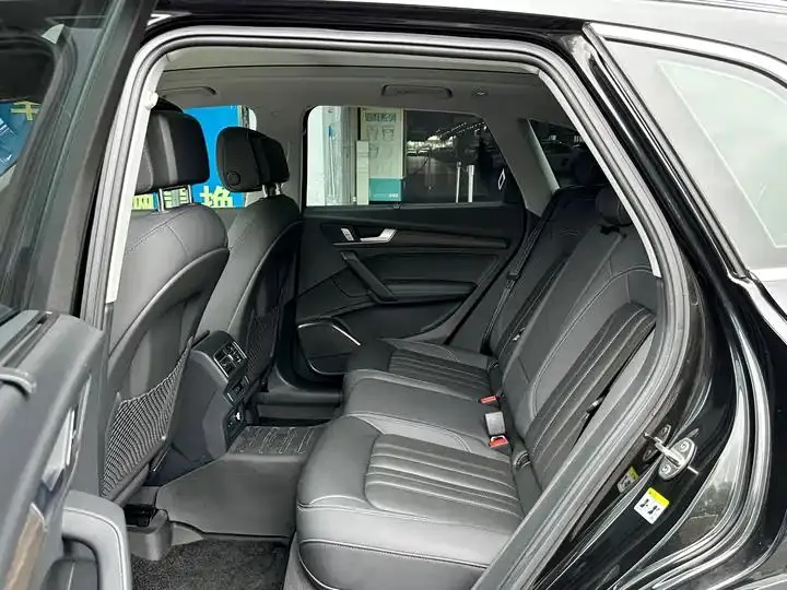 Audi Q5L 2024 40 TFSI luxury dynamic 4