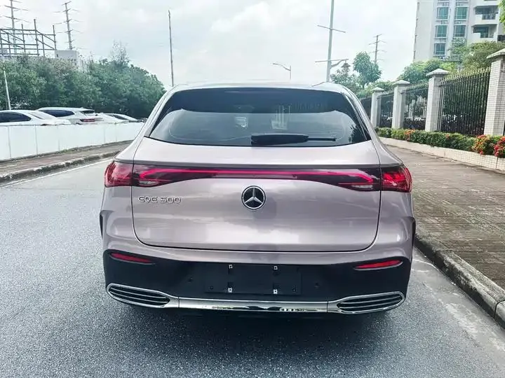 Mercedes Benz EQE SUV 2024 500 4MATIC Pioneer Edition 7