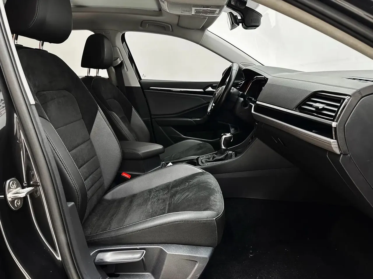 Lavida 2022 280TSI DSG Premium Edition 16