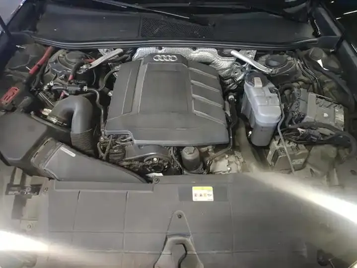 Audi A6L 2021 45 TFSI Selected Dynamic Type 9