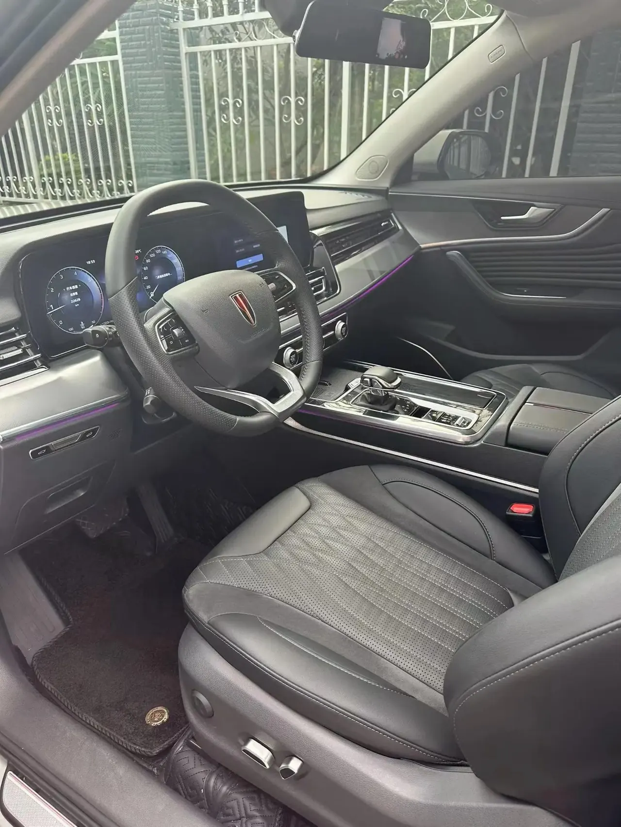 HongQi HS5 2023 2.0T Flag Yue Pro Edition 9