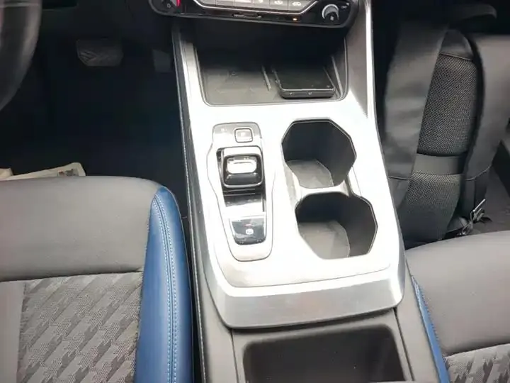 Trumpchi GS3 2023 Shadow Speed 270T Elite Edition 14