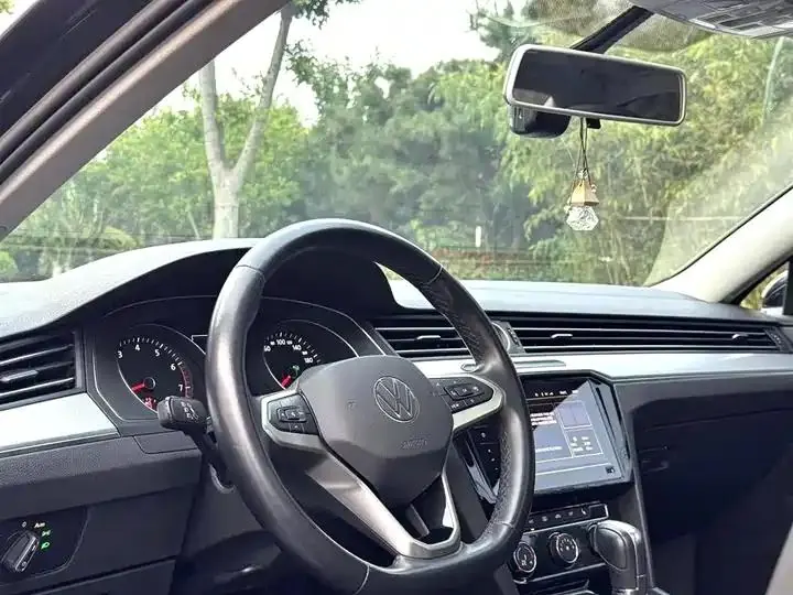 Magotan 2020 280TSI DSG Leading Model 5