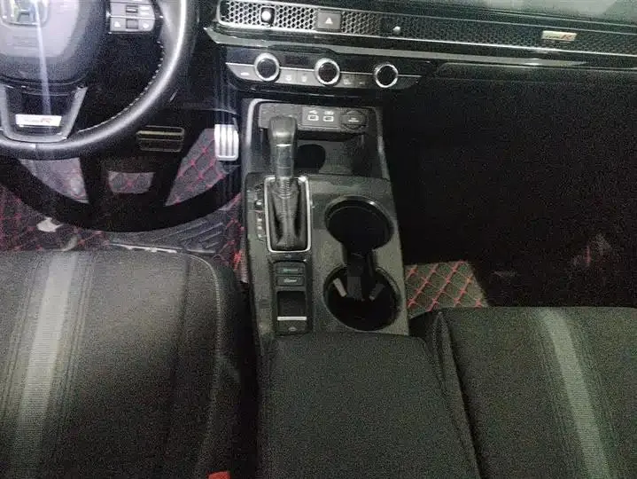 Civic 2022 240TURBO CVT Combustion Edition 16
