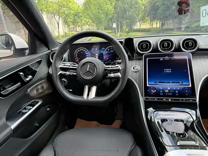 Mercedes Benz C- Class 2023 C 200 L Sport Edition 10