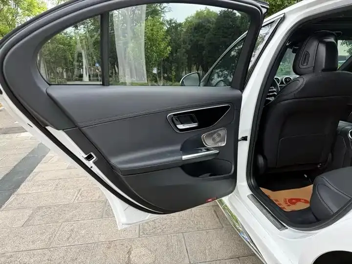 Mercedes Benz C- Class 2023 C 200 L Sport Edition 19