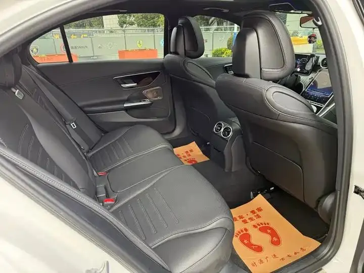 Mercedes Benz C- Class 2023 C 200 L Sport Edition 20