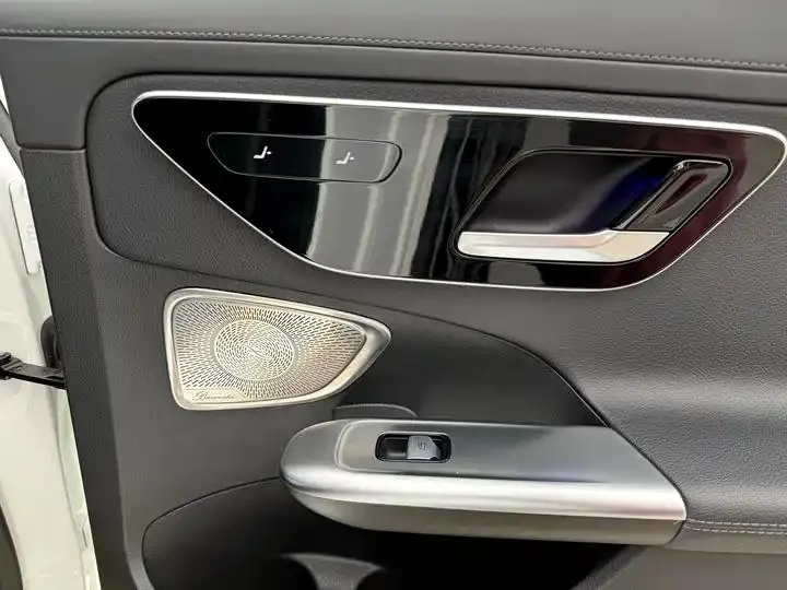 Mercedes Benz C- Class 2023 C 200 L Sport Edition 21