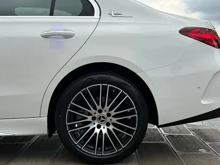 Mercedes Benz C- Class 2023 C 200 L Sport Edition 29