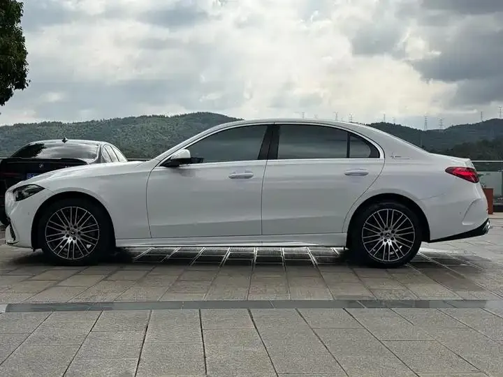 Mercedes Benz C- Class 2023 C 200 L Sport Edition 34