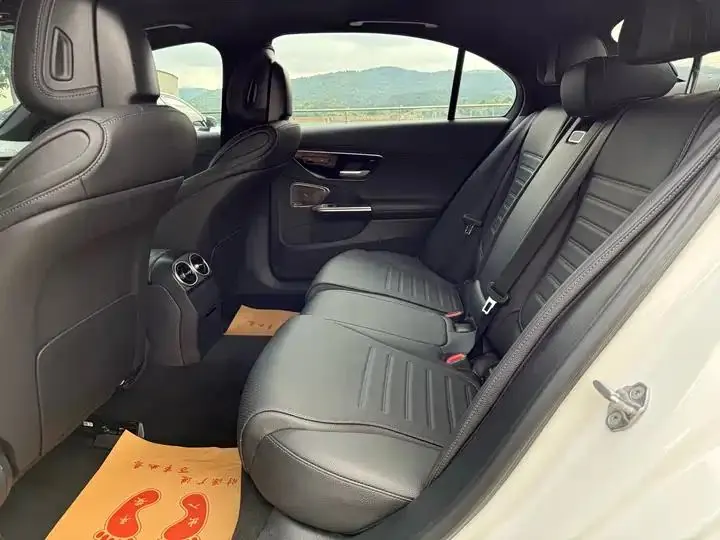 Mercedes Benz C- Class 2023 C 200 L Sport Edition 5