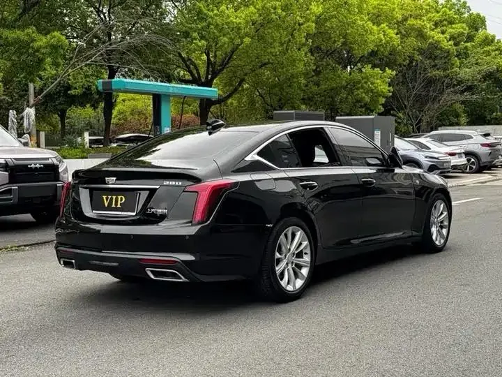 Cadillac CT5 2024 28T Luxury Pro 8