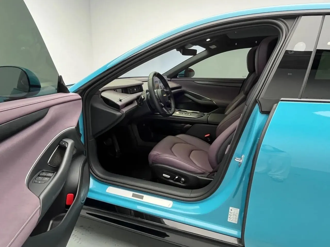 MI SU7 2024 model, 700km range, rear-wheel-drive long-range intelligent driving version 4