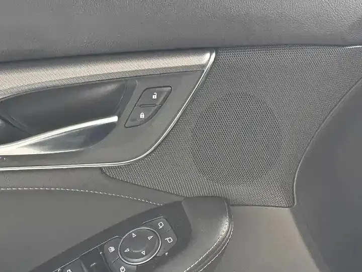 Cadillac CT5 2021 28T Luxury Model 10