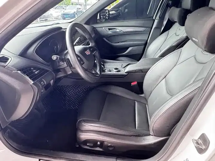Cadillac CT5 2021 28T Luxury Model 8