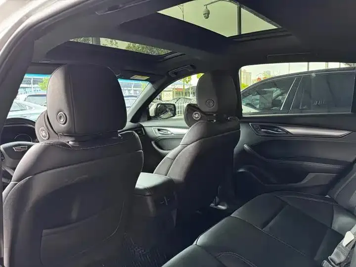Cadillac CT5 2021 28T Luxury Model 9