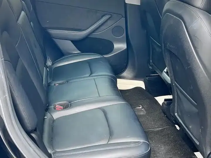 2022 Model Y Refreshed Rear-Wheel-Drive Version 9