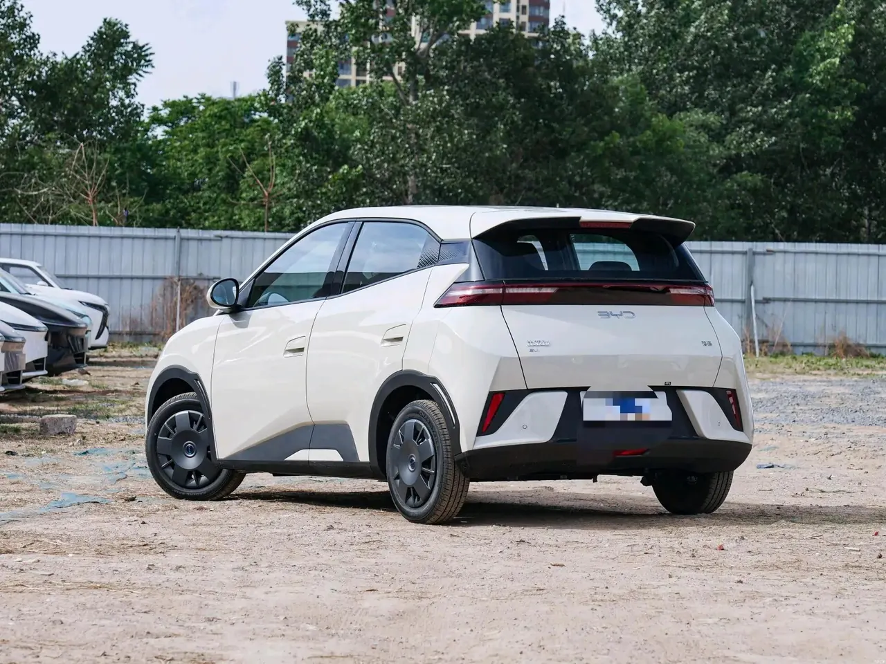 BYD 2025 Seagull Intelligent Driving Version 305km Vitality Edition Automatic Transmission 3