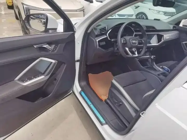 Audi Q3 2022 model 35 TFSI Fashion Dynamic Edition 16