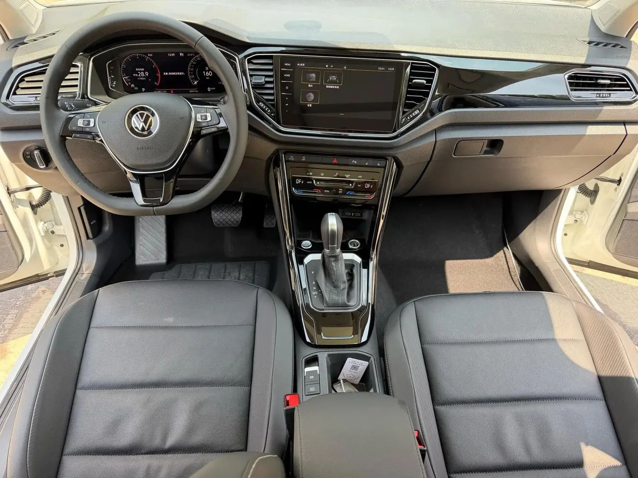 T-ROC 2021 280TSI DSG Front-Wheel-Drive Comfort Smart Connect Edition 13