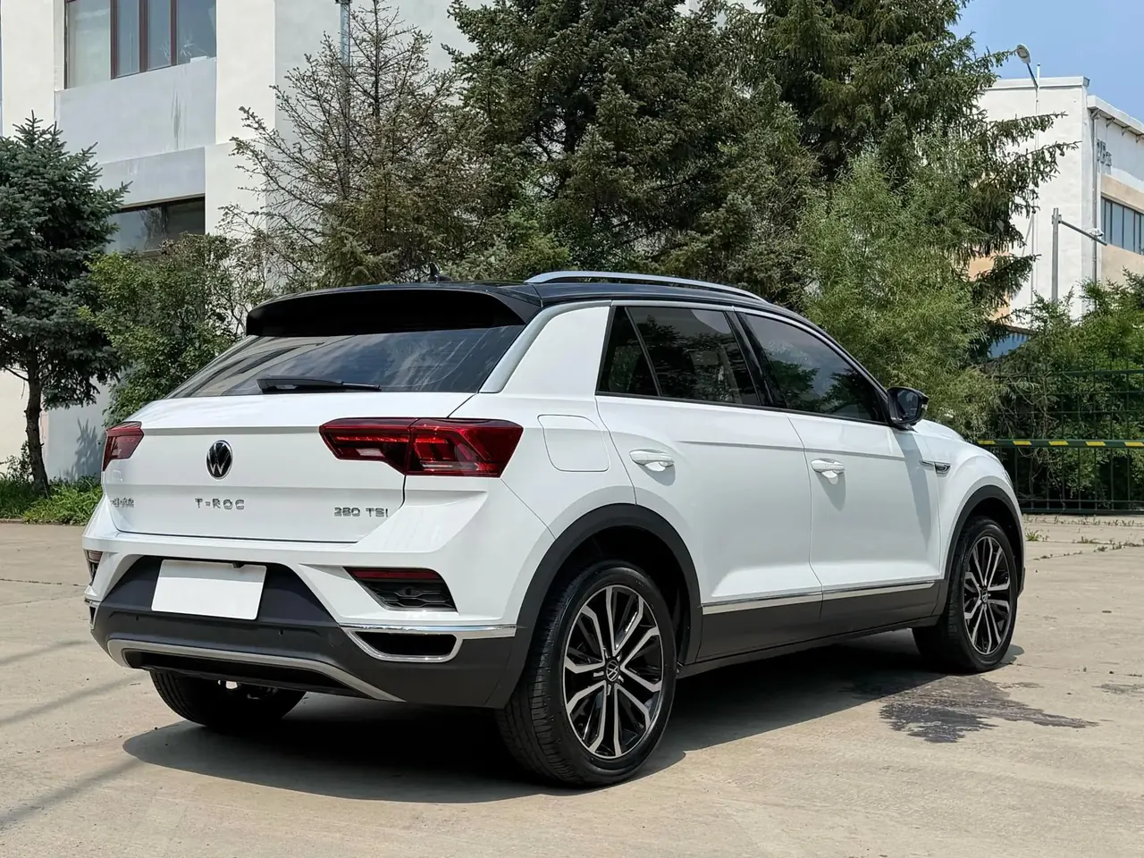 T-ROC 2021 280TSI DSG Front-Wheel-Drive Comfort Smart Connect Edition 5