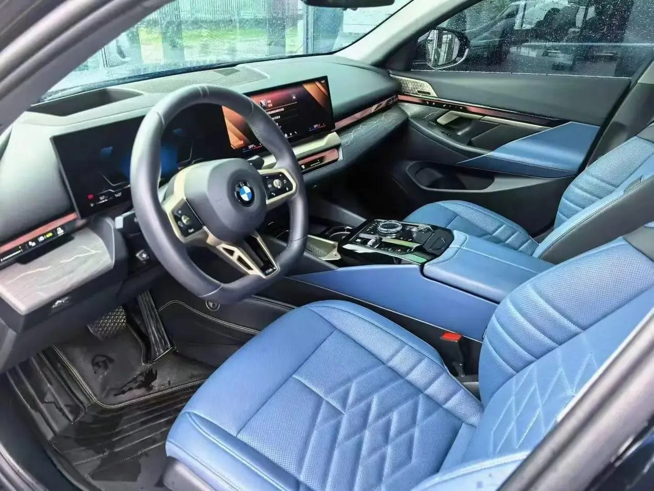 BMW 5 Series 2025 530Li 48V 2.0T Premium Luxury Suit Automatic Gear 6