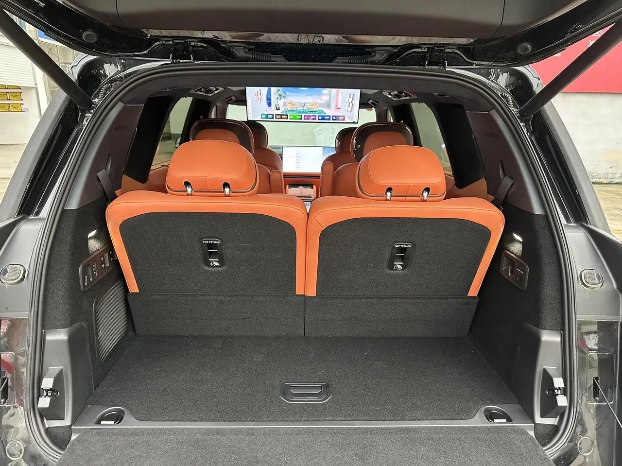LYNK&amp;CO 900 2025 2.0T Ultra 8