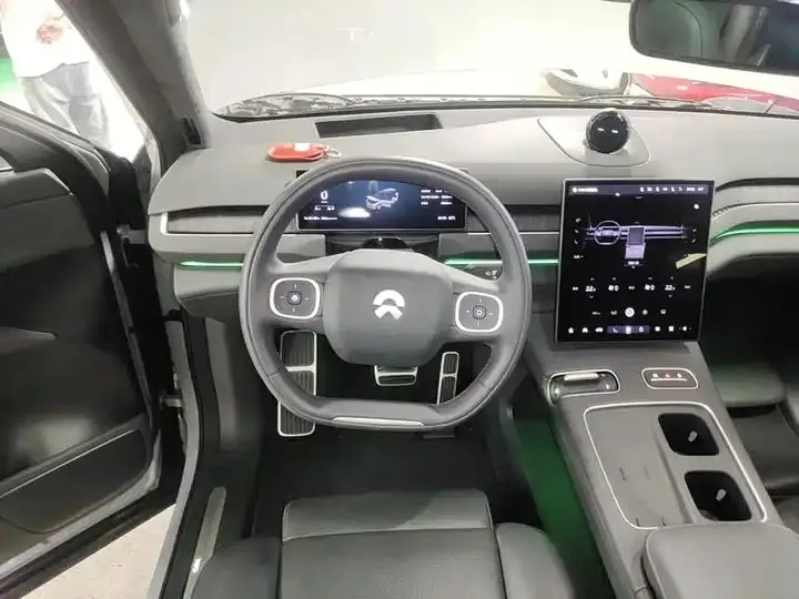 NIO ES8 2023 75kWh 11
