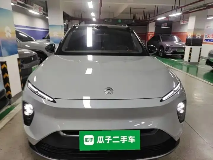 NIO ES8 2023 75kWh 3