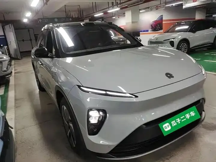 NIO ES8 2023 75kWh 4