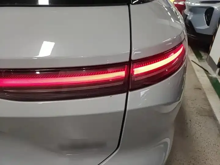NIO ES8 2023 75kWh 8