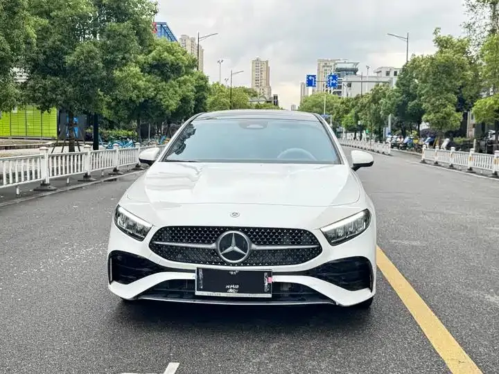 Mercedes Benz Class A 2024 A 200 L Fashion 2
