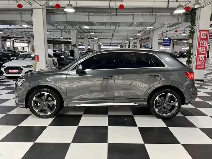 Audi Q3 2023 35 TFSI Fashion Dynamic (1.4T) 10