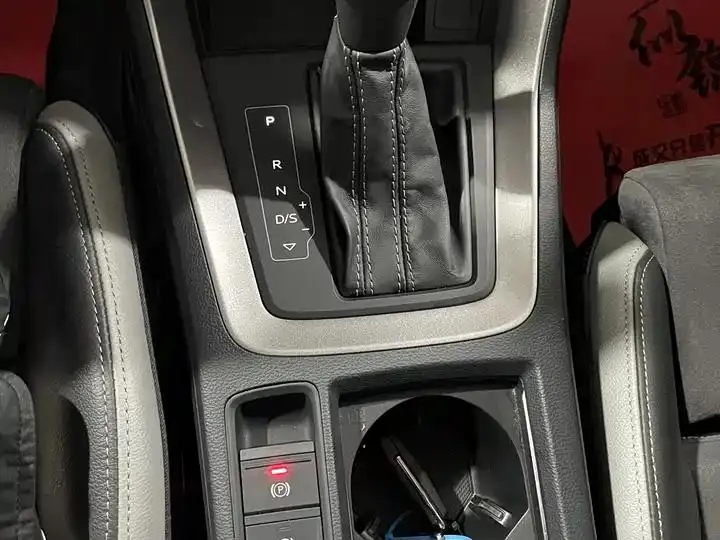 Audi Q3 2023 35 TFSI Fashion Dynamic (1.4T) 16