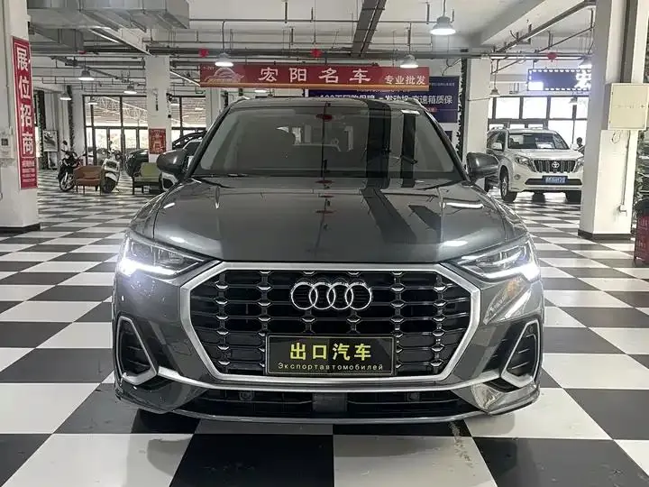 Audi Q3 2023 35 TFSI Fashion Dynamic (1.4T) 2