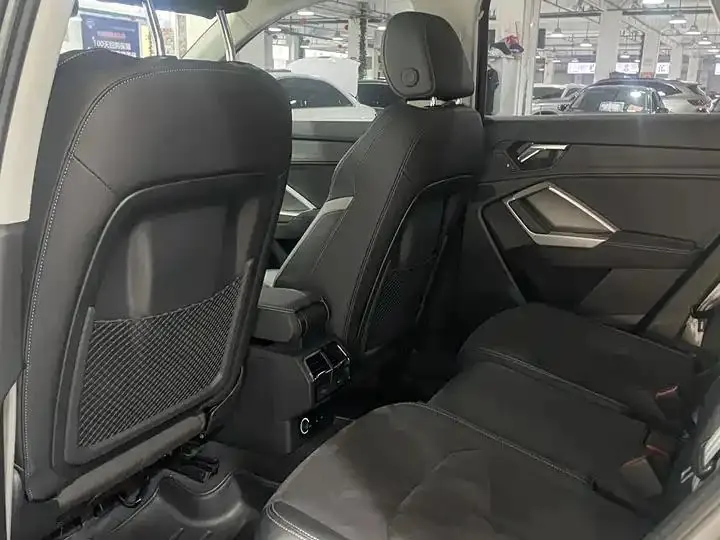 Audi Q3 2023 35 TFSI Fashion Dynamic (1.4T) 5