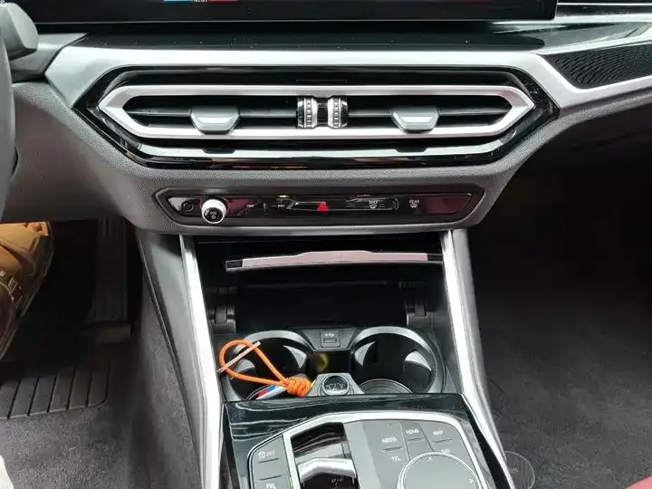BMW 3 Series 2023 model 320Li M Sport Package 11