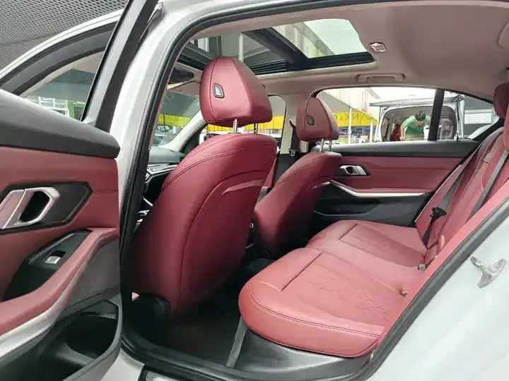 BMW 3 Series 2023 model 320Li M Sport Package 12