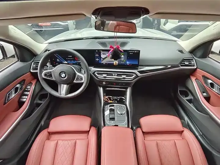 BMW 3 Series 2023 model 320Li M Sport Package 13