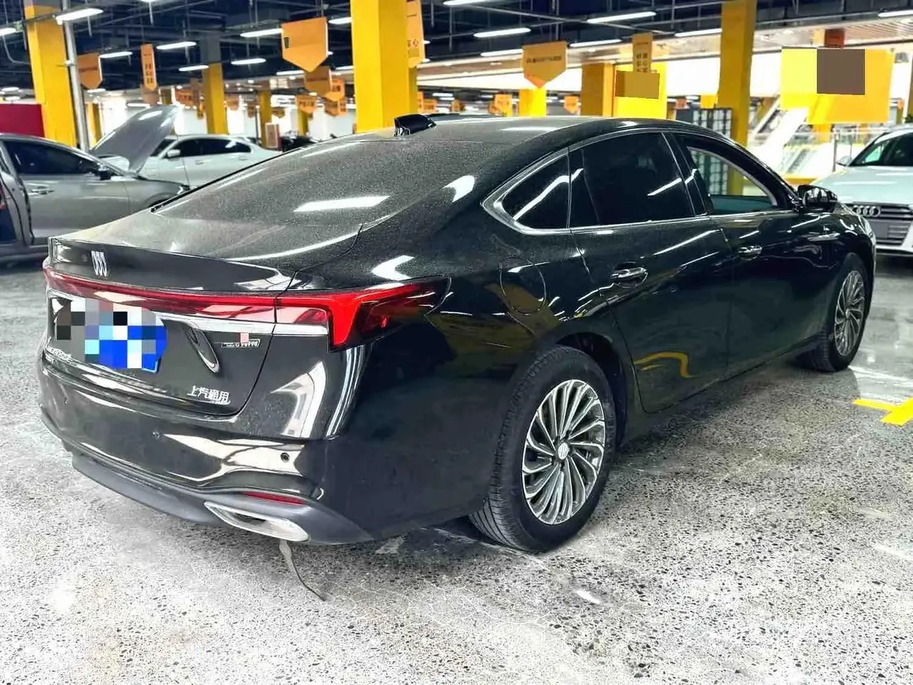 Buick 2025 LaCrosse 2.0T 28T Platinum Edition, automatic transmission 4