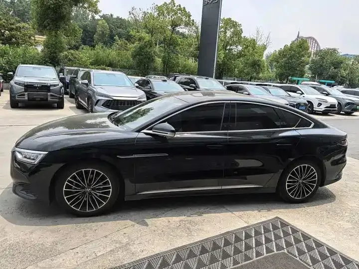 Han 2024 DM-i Honor Edition 121km Premium Model 5