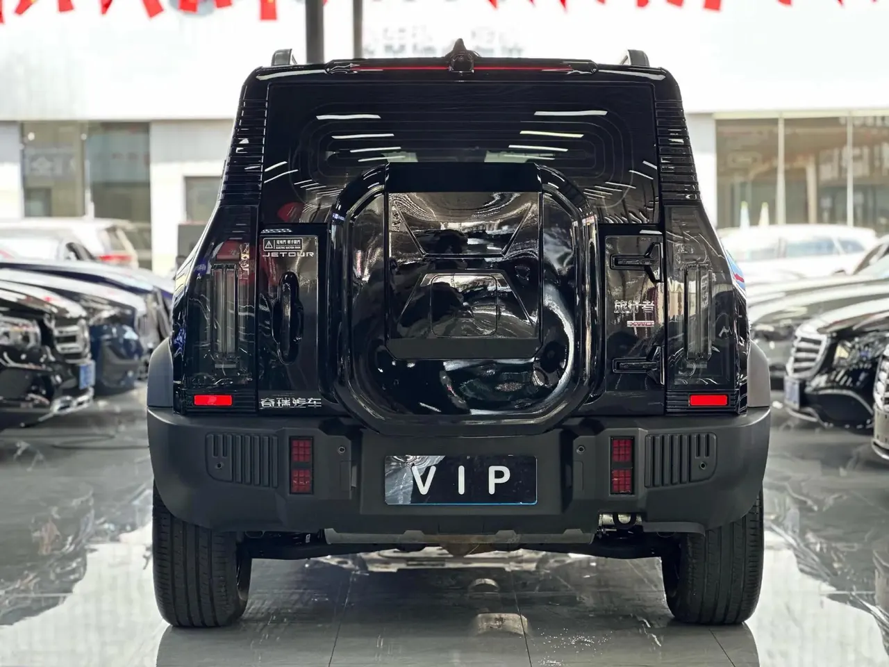 Jetour Traveler 2023 2.0T Four-wheel Drive Through PRO 3