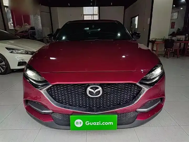 Mazda CX-4 2021 2.0L Automatic Two-Drive Blue Sky Vital Edition 3