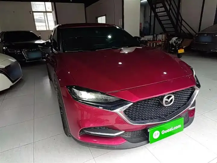 Mazda CX-4 2021 2.0L Automatic Two-Drive Blue Sky Vital Edition 4