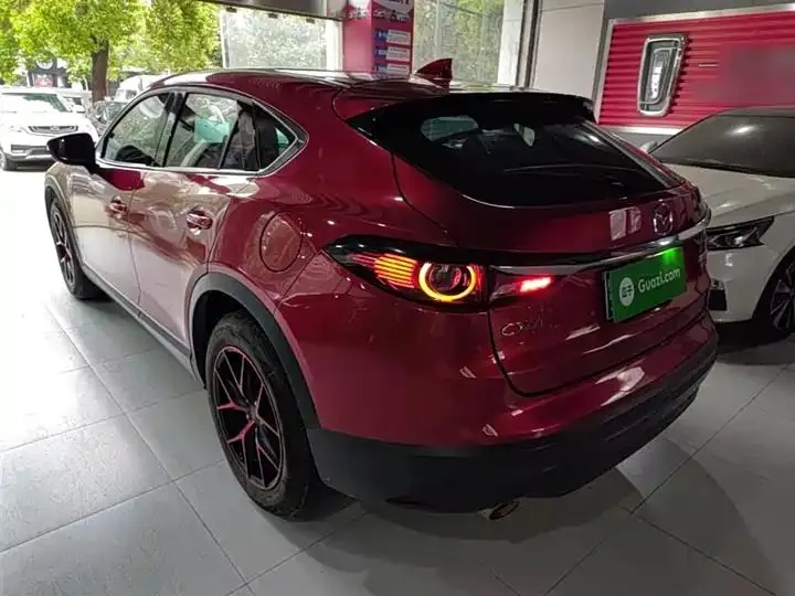 Mazda CX-4 2021 2.0L Automatic Two-Drive Blue Sky Vital Edition 5